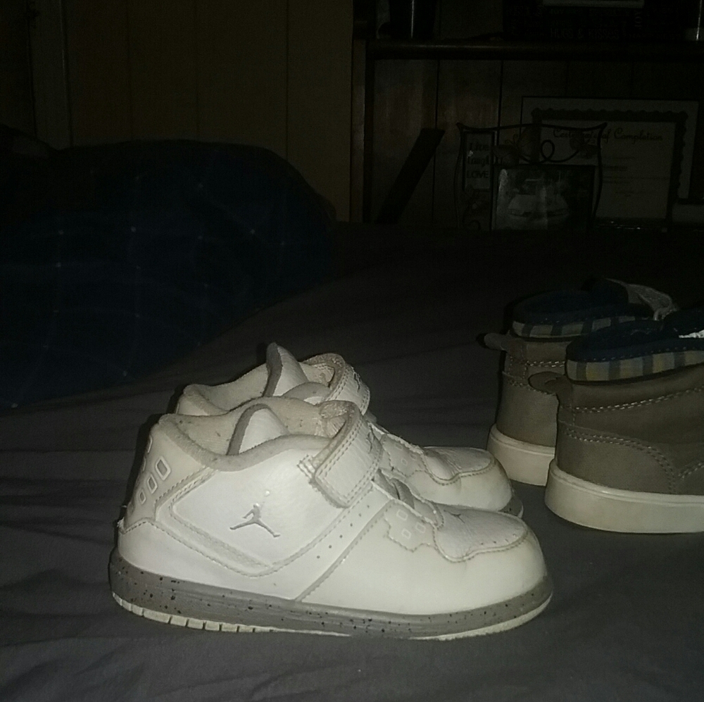 Jordans for boys